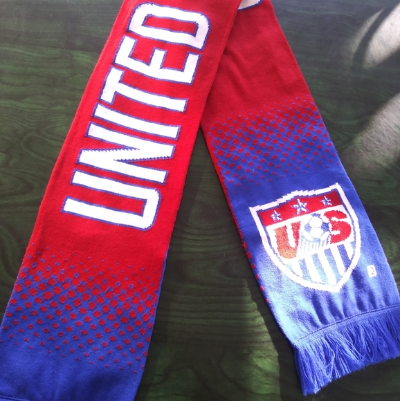 United States Soccer Team Official Scarf - Picture 3 of 5